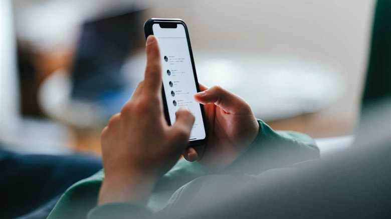Santander Pulls the Plug on Text Alerts Today - 14 Million Customers Left in the Dark