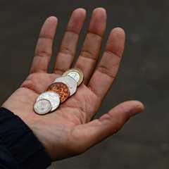 I Just Watched Someone Drop £125 on a Broken 20p Coin (And Now I'm Digging Through My Change Jar)