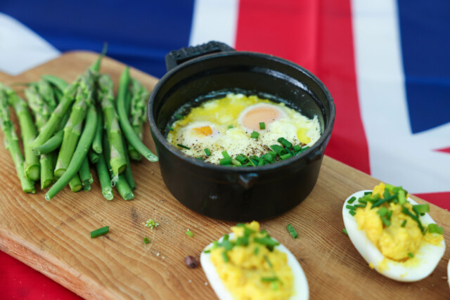 ALEX JAMES - CORONATION FEAST Pickled egg with mashed mayo 7 curry yokes Alex James creates 6 Coronation themed dishes 30/04/2023 Copyright: Dan Jones Images dan@danjonesimages.co.uk 07939439200