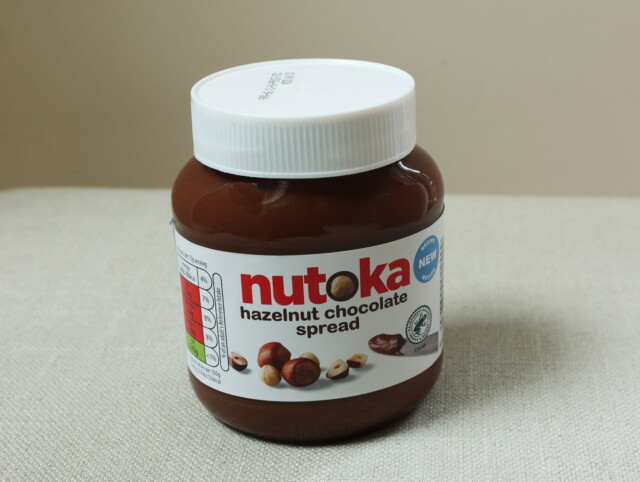 Sun Online Lynsey Hope Taste Tests-27/04/23 NUTELLA TEST: Aldi Nutoka Hazelnut Chocolate Spread 400g