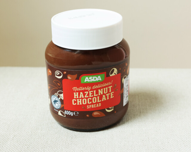 Sun Online Lynsey Hope Taste Tests-27/04/23 NUTELLA TEST: Asda Hazelnut Chocolate Spread 400g