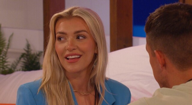 Editorial Use Only. No Merchandising. No Commercial Use Mandatory Credit: Photo by ITV/Shutterstock (13967095an) Molly Marsh and Mitchel Taylor chat. 'Love Island' TV show, Series 10, Episode 10, Majorca, Spain - 14 Jun 2023