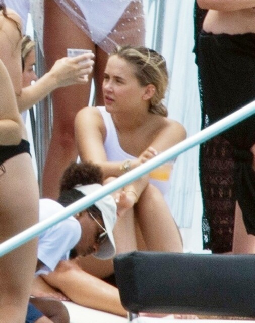 BGUK_2654462 - *PREMIUM-EXCLUSIVE* BRIDGETOWN, BARBADOS - MUST CALL FOR PRICING BEFORE USAGE - Former Love Island star Molly-Mae Hague and friends are spotted having fun on a boat party during Francesca Britton's hen party in Barbados. Molly Mae was seen looking relaxed rocking a asymmetric white swimsuit as she was seen having a great time on board two catamarans in Barbados for Managers Francesca Britton's HEN party Pictured: Molly-Mae Hague BACKGRID UK 1 JUNE 2023 BYLINE MUST READ: CHRISBRANDIS.COM / BACKGRID UK: +44 208 344 2007 / uksales@backgrid.com USA: +1 310 798 9111 / usasales@backgrid.com *UK Clients - Pictures Containing Children Please Pixelate Face Prior To Publication*