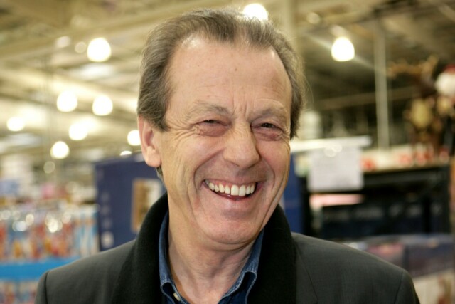 (FILE PHOTO) It has been announced Actor Leslie Grantham has passed away at 71 best known as "Dirty Den" in Eastenders on June 15, 2018. Leslie Grantham during Leslie Grantham Signs Copies of His New Book "Life and Other Times" at Costco - November 16, 2006 at Costco in Leeds, Great Britain. (Photo by Terry George/WireImage)